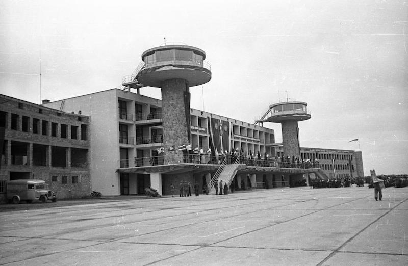 A Ferihegyi repülőtér 1950-ben, az átadásakor