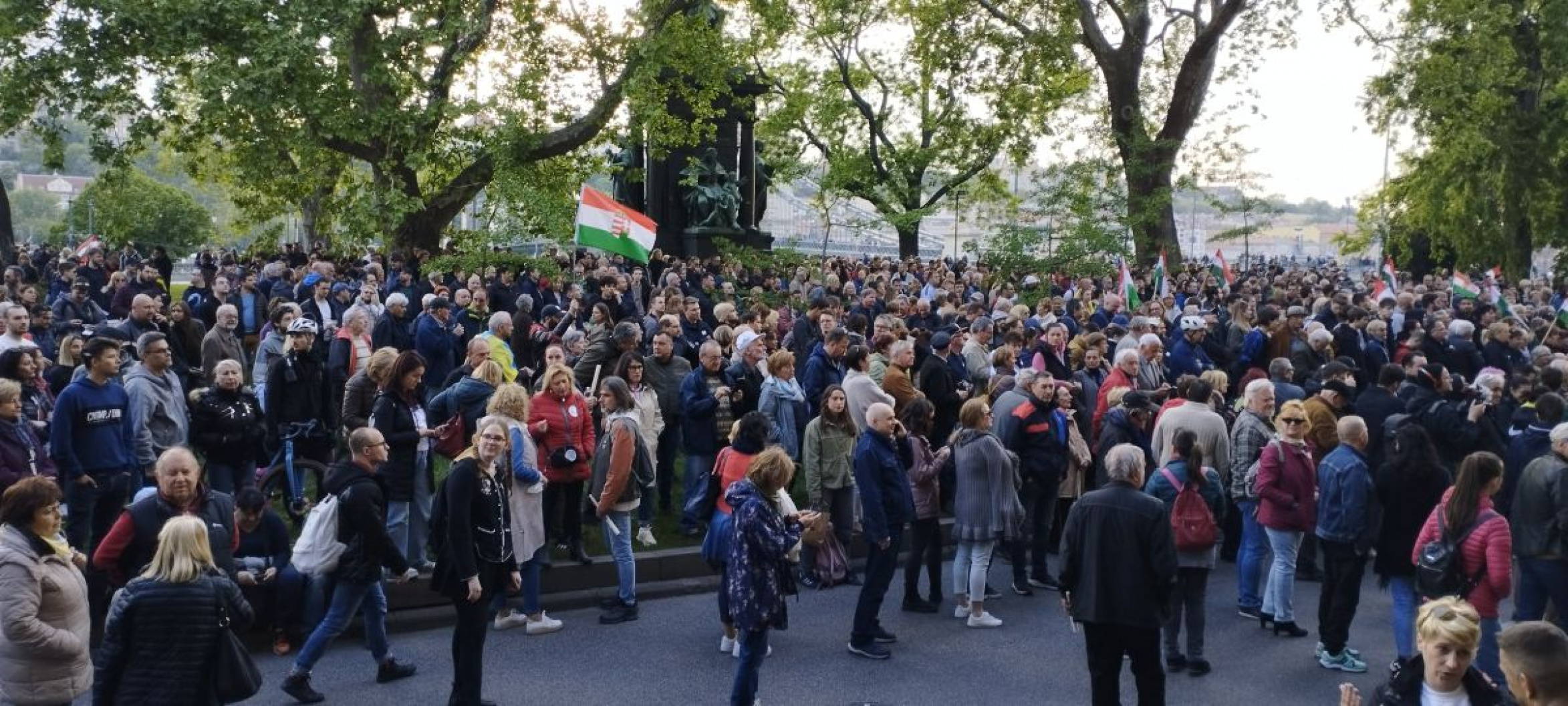 Lakner: Magyar nem akarja, hogy úgy tűnjön, elhagyta a budapesti színteret