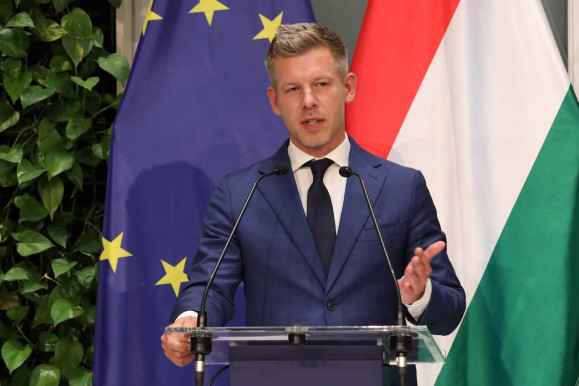 Nyilvánosságra hozzák a kegyelmi ügy aktáit