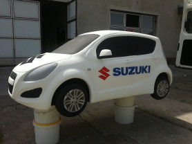 A Suzuki tarol az újautó-piacon