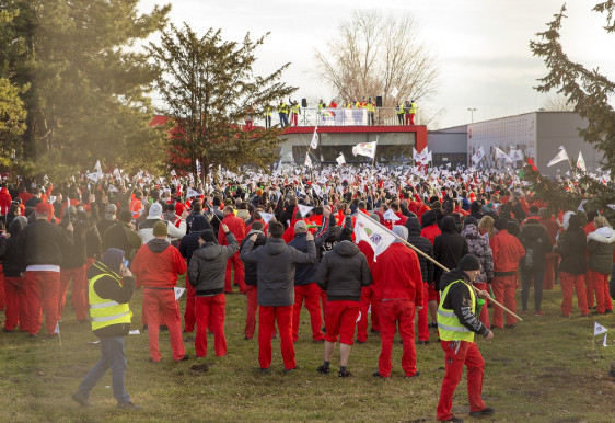 Elhamarkodott volt az országos sztrájk felvetése