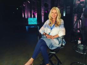 Etikai okokra hivatkozva elbocsátotta Návai Anikót a Golden Globes-ot szervező cég