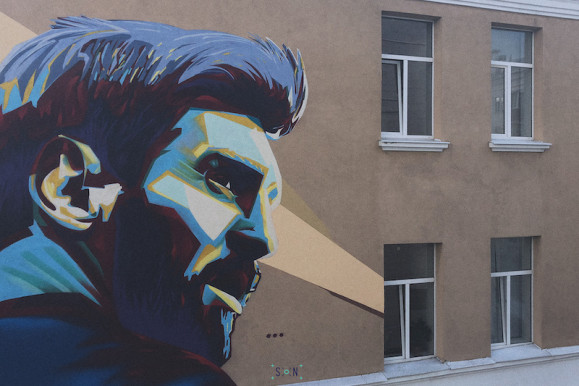 Barcelonától Párizsig gurult Lionel Messi labdája