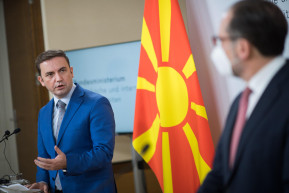 Dominó-effektusra figyelmeztet a Balkánon Észak-Macedónia külügyminisztere