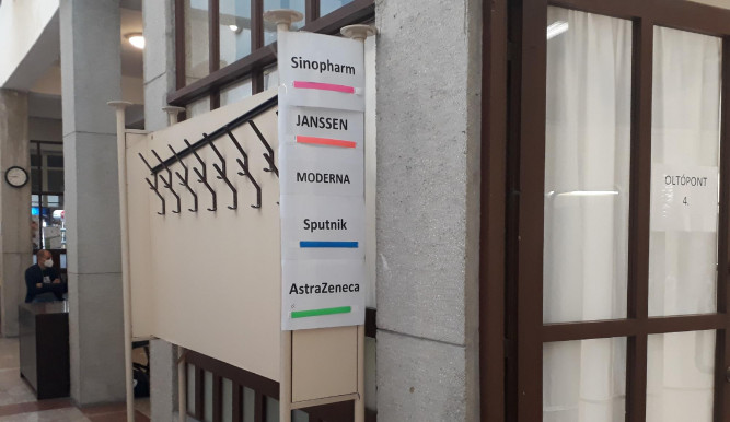 526 új fertőzöttet igazoltak, 411 koronavírusos beteget ápolnak kórházban