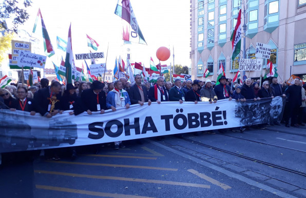 Március 15-re újabb békemenetet hirdetett a CÖF, a szerintük 