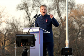 Csaknem háromszor annyian hallgatták Magyar Pétert a Hösök terén, mint Orbánt a Kossuth téren