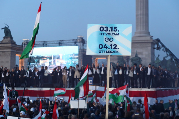 Medián: Tovább nőtt a Tisza előnye, a kétharmad kapujában az ellenzéki párt