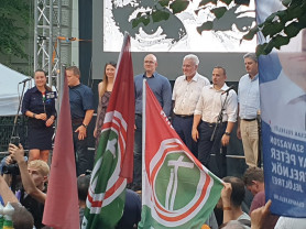 Így reagáltak a politikusok a tegnapi tüntetésre