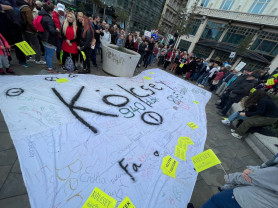 Elutasította a Kúria a polgári engedetlenség miatt kirúgott kölcseys tanárok kérelmét 