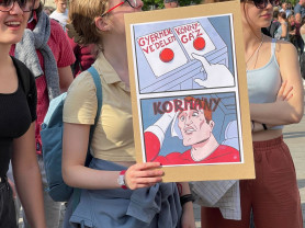 Újabb tüntetés kezdődött a státusztörvény és a rendőri erőszak ellen