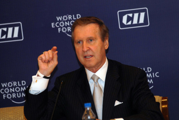 William Cohen volt amerikai védelmi miniszter bírálta Orbánt