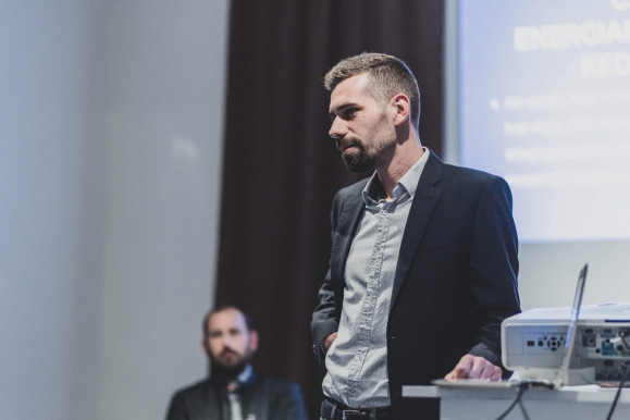 Régi sebeket tépett fel a kegyelem-botrány Bicskén – mondta egy helyi önkormányzati képviselő