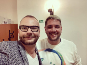 Jocó bácsi: dadogós kisfiúból médiaszemélyiség