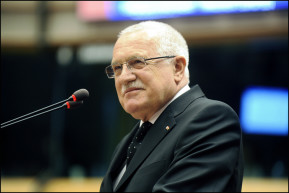 Václav Klaus volt cseh államfő még soha nem hallott arról, hogy maffiaállam lenne Magyarország