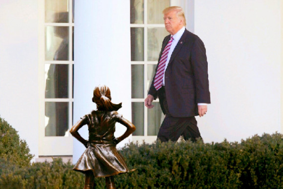 Trump egyszerűen felállt a tárgyalóasztaltól