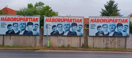 Orbán adófizetők pénzén dezinformálja a saját hazáját