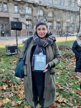 Figyelemfelhívó akciót tartott a közoktatásért kiálló Tanítanék Mozgalom a Belügyminisztériumnál