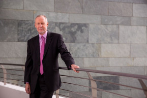 Lemondott a Richter Gedeon elnöki posztjáról Bogsch Erik