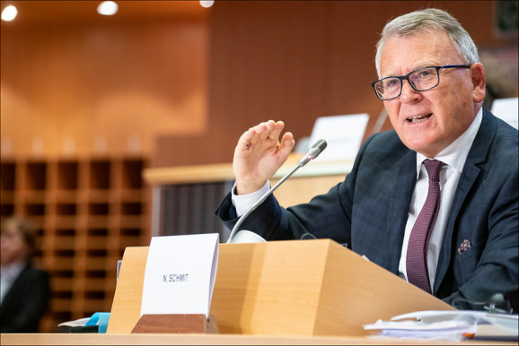 Luxemburgi politikust jelöl a baloldal az Európai Bizottság élére