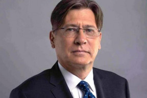 Szent-Iványi: Orbán politikája nem változik, csak kénytelen volt pár gesztust tenni, mert túl messzire ment