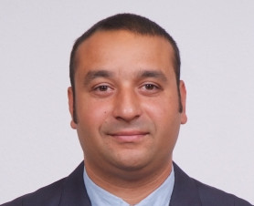 Nem engedték be a roma politikust a szórakozóhelyre