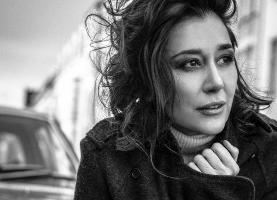 Titokban férjhez menni és más tevékenységek