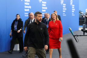 Zelenszkij felszólalásával kezdődött a nem sajtónyilvános EPC csúcstalálkozó 