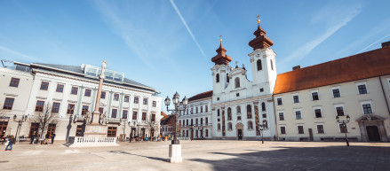 Kizártak az egyházból egy győri szerzetest, aki gimnazista fiúkat zaklatott még a kilencvenes években