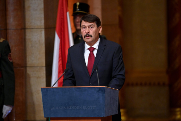 Áder '56-hoz hasonlította az Ukrajna elleni orosz támadást