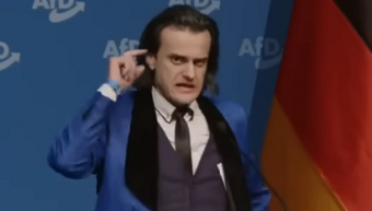 Hitlerre emlékeztető beszédet mondott, kicsapta az AfD (videóval)