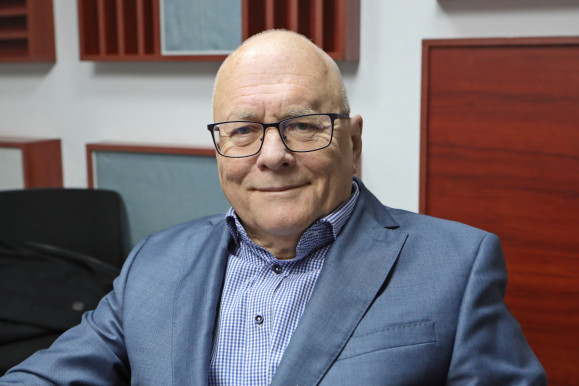 Balázs Péter: Orbán is kétszer meggondolná, hogy kilépjen az EU-ból