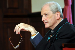 Bárándy: Az alkotmányozás nem erőszakos cselekmény