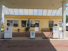 841 forint: pénteken történelmi csúcsot ér el a dízel ára