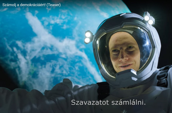 Kampányt indítottak civilek a demokrácia őrzéséért és a felkészült szavazatszámlálásért. Bödőcs Tibor például az űrből üzen