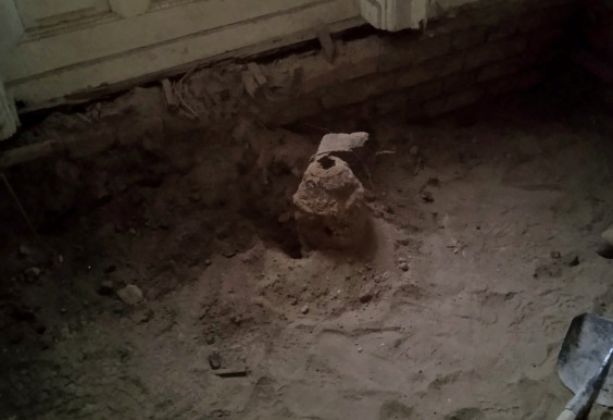 Második világháborús bomba volt a gyerekszoba padlója alatt a Józsefvárosban