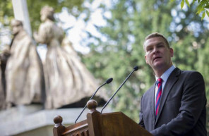 Botka: Jönnek majd kínai munkások is az új autógyárba