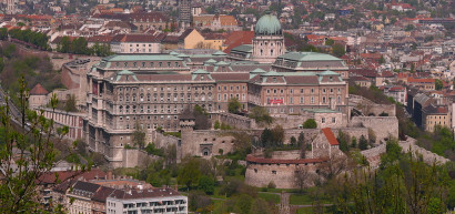 Bayer-féle bérlakások: nem lesz politikai tisztogatás