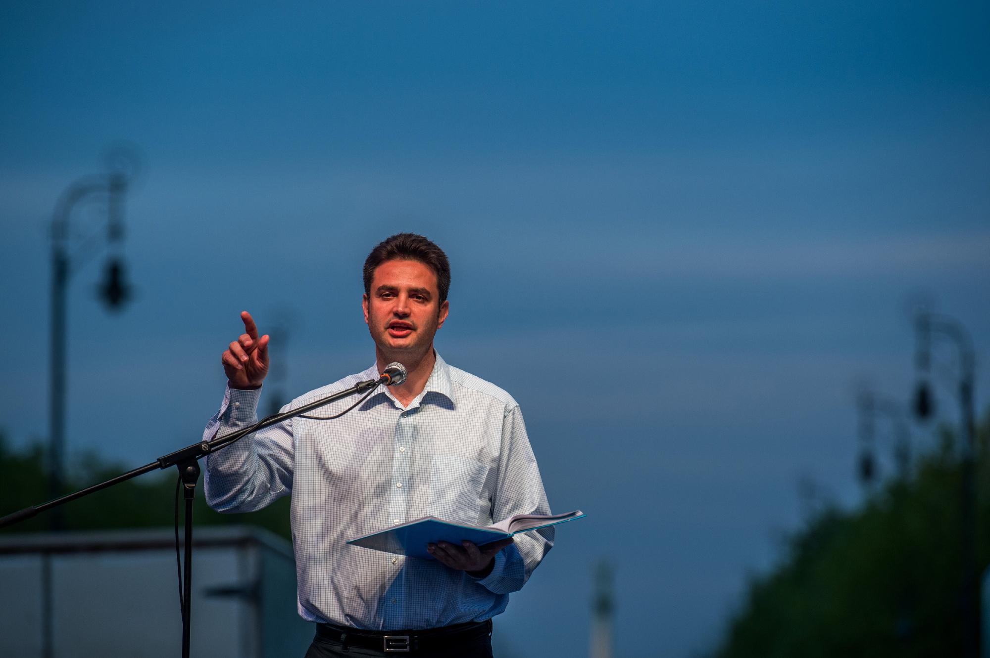 A Momentum tüntetése Budapesten