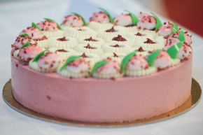 Válasszon! Boldogasszony csipkéje, vagy Kicsi gesztegye