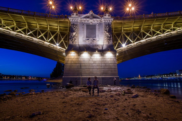 Ezért nem egyenes a Margit híd