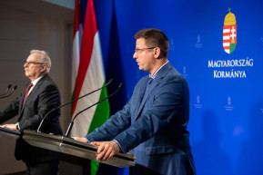 Financial Times: Így vezeti félre az embereket a magyar kormány a benzinhiányról