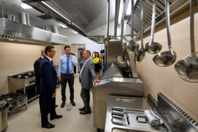 A magániskolákban fűthetnek, ahogy a csövön kifér