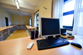 A távoktatás forradalmát a vírus sem hozza el