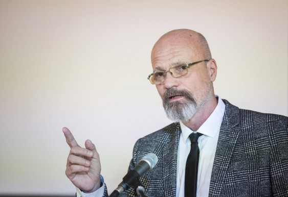 Zacher Gábor: A covid-erdő tele van titokkal