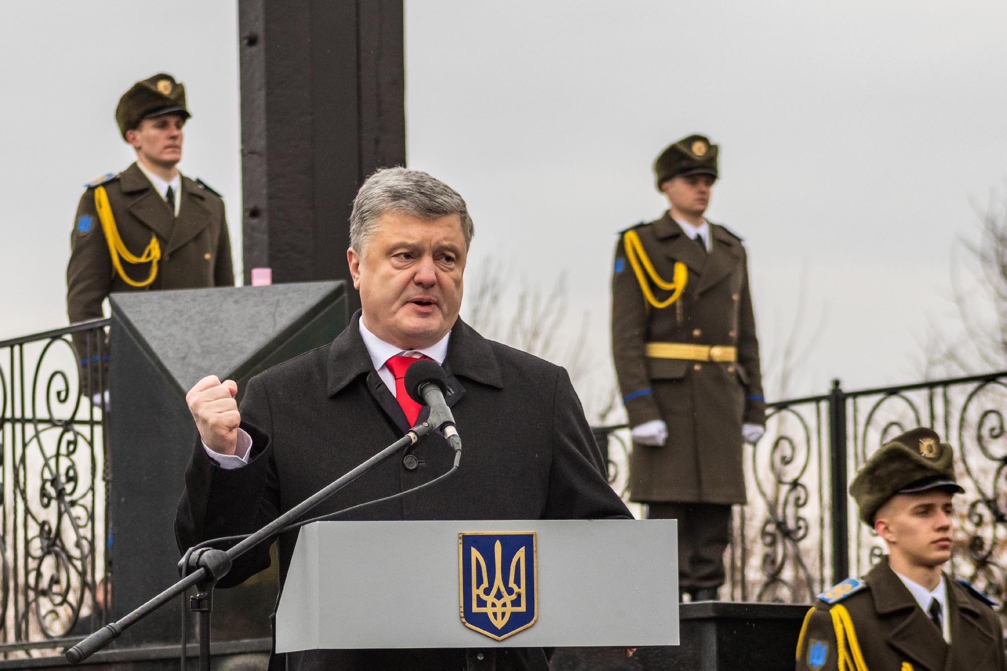 Kárpátaljára látogatott Petro Porosenko ukrán elnök