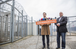 Menekültek – Sorsokon vitatkoznak a jogászok