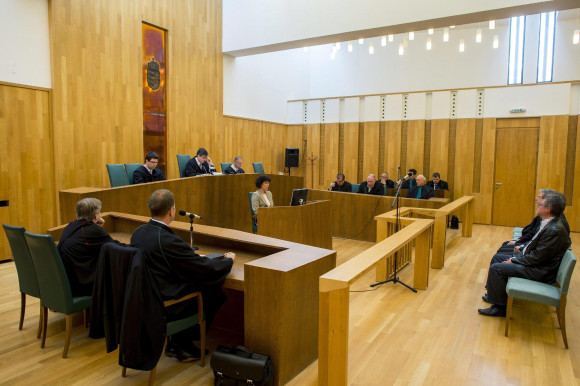 Az államtól lopni nem olyan nagy bűn?