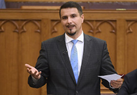 Mesterházy: Ha nem fogunk össze, vége az MSZP-nek