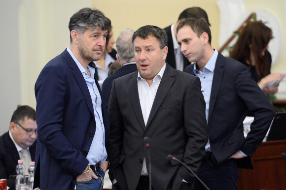 Rogán utódjának mesés birtokára valaki panziót épített állami pénzből